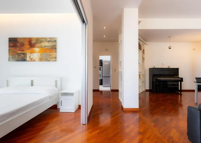 - " Wood & Harmonies " - Luxury Right Next To The Metro Appartement